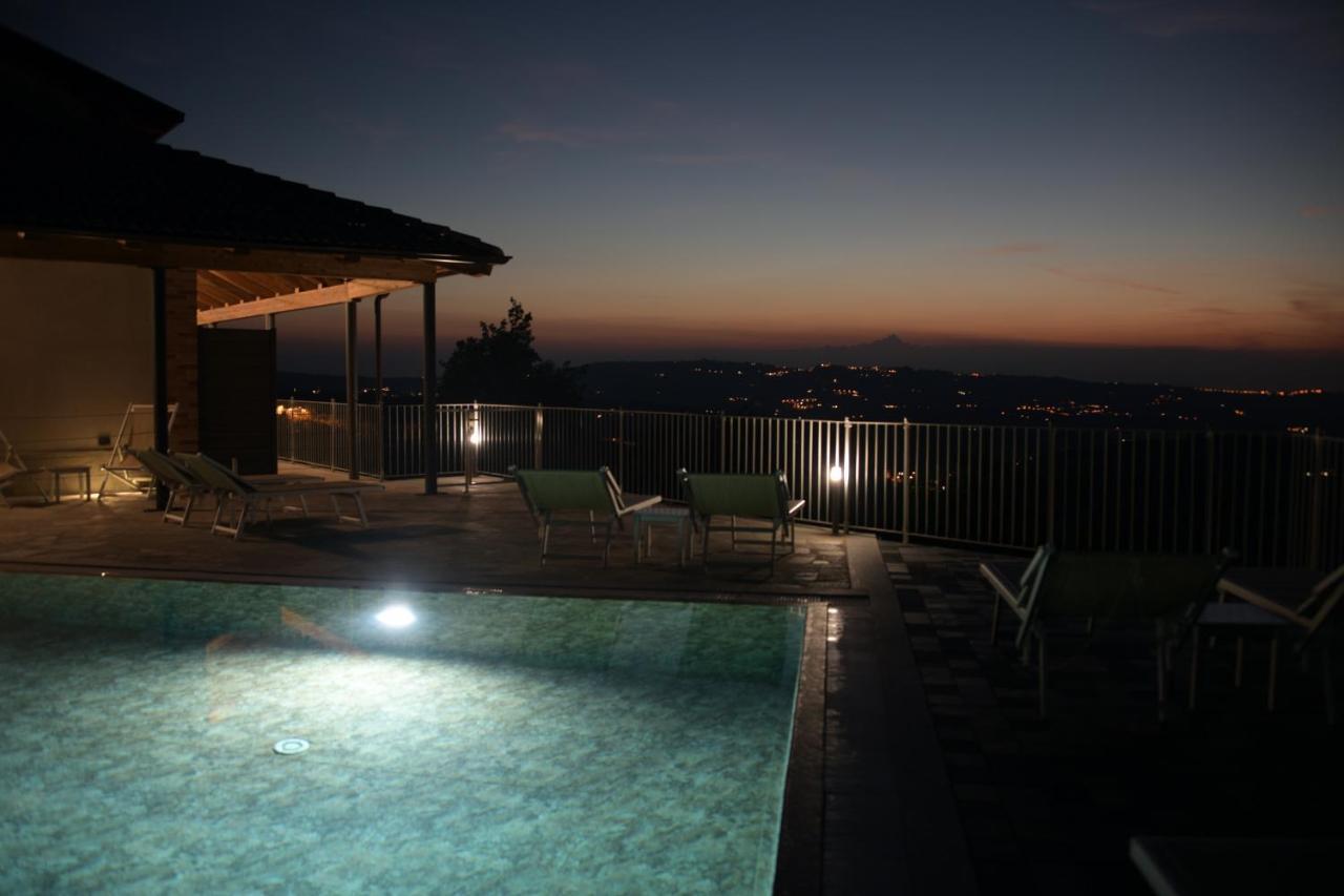 Casa Castella - Adults Only - Langhe Villa Diano dʼAlba Exterior foto