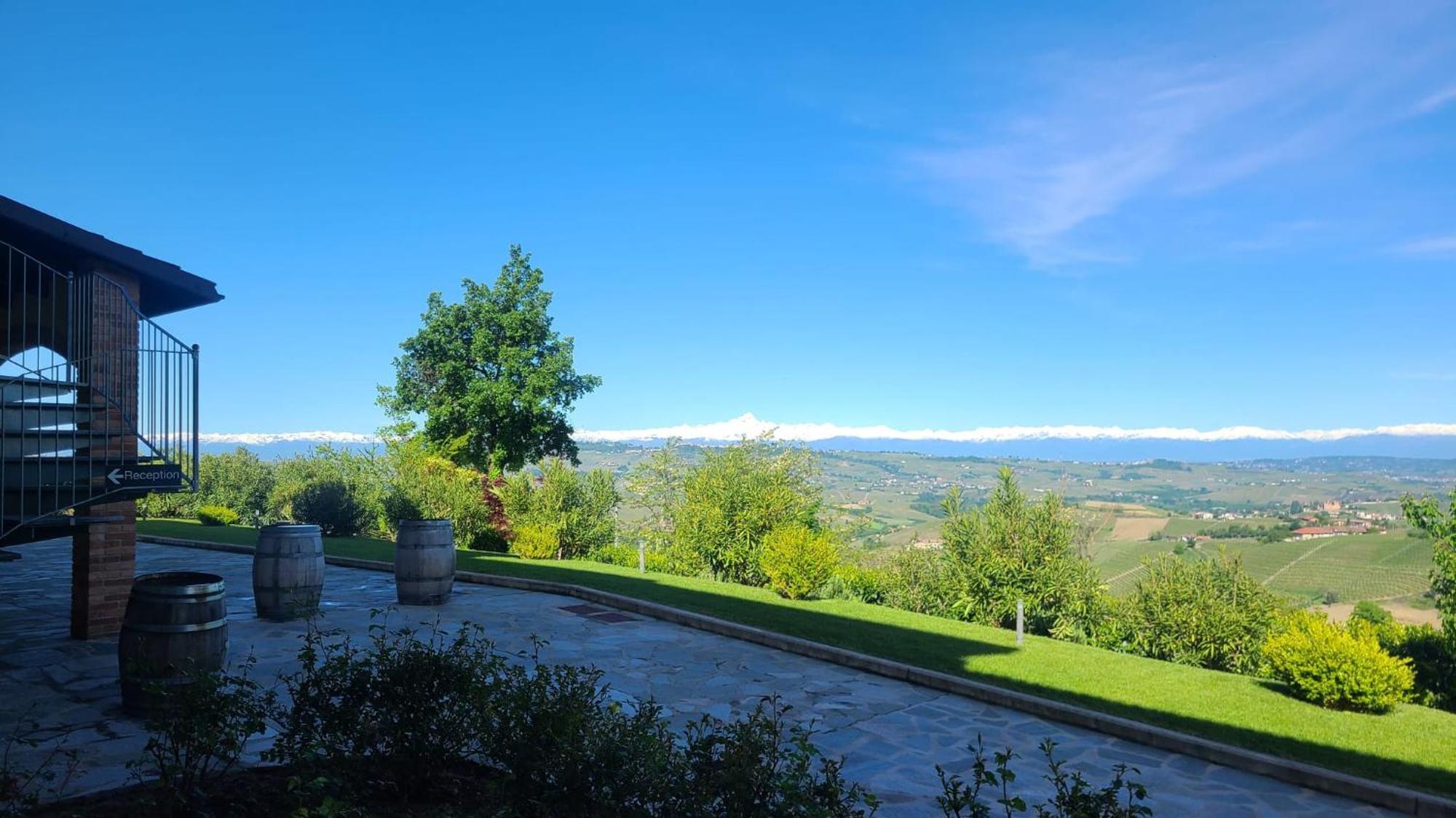 Casa Castella - Adults Only - Langhe Villa Diano dʼAlba Exterior foto