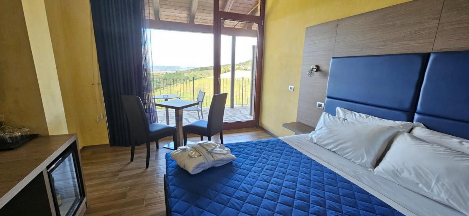 Casa Castella - Adults Only - Langhe Villa Diano dʼAlba Exterior foto